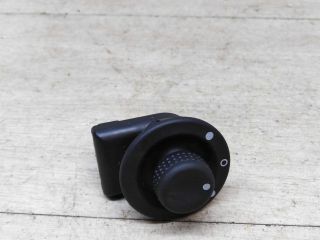 perekliucatel-regulirovki-zerkal-nissan-almera-iii-g15-art-49541