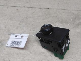 perekliucatel-regulirovki-zerkal-nissan-primera-p12-art-50456