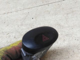 knopka-avariinoi-signalizacii-daewoo-matiz-art-50677