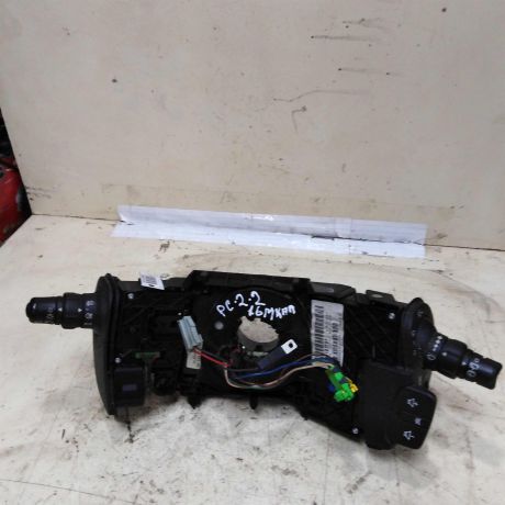 podrulevoi-perekliucatel-v-sbore-renault-scenic-2-art-51992-big-0