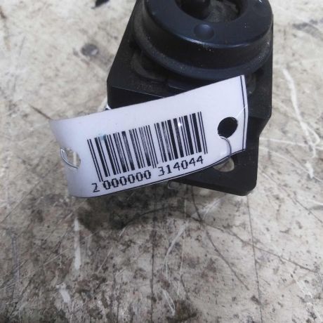 perekliucatel-regulirovki-zerkal-kia-cerato-2-art-53726-big-1