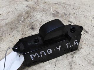 knopka-upravleniia-steklopodieemnikom-mitsubishi-lancer-9-20i-art-54082