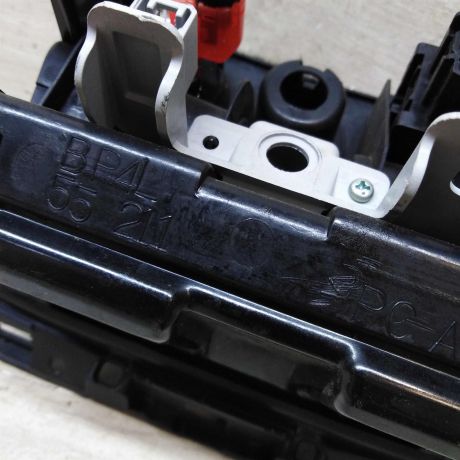 pepelnica-knopki-obogreva-sidenia-mazda-3-bk-sedan-art-54356-big-3