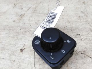 perekliucatel-regulirovki-zerkal-volkswagen-passat-b7-art-54456