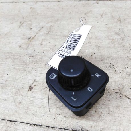 perekliucatel-regulirovki-zerkal-volkswagen-passat-b7-art-54456-big-0