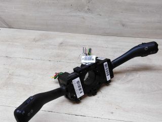 podrulevoi-perekliucatel-v-sbore-volkswagen-passat-b5-gp-universal-art-55074