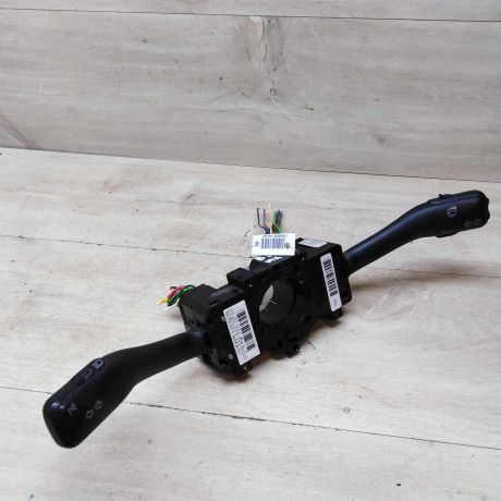 podrulevoi-perekliucatel-v-sbore-volkswagen-passat-b5-gp-universal-art-55074-big-0