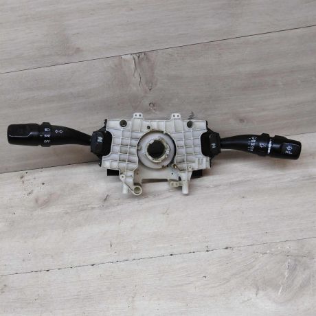 podrulevoi-perekliucatel-v-sbore-hyundai-accent-2-06-gv-sedan-art-55876-big-0