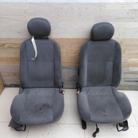 sidene-perednee-ford-focus-1-18-tdi-do-rest-art-56725-big-0