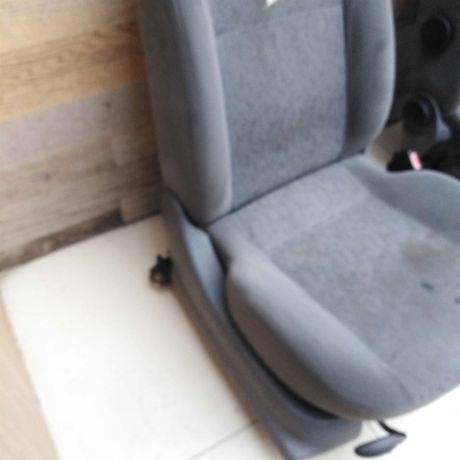 sidene-perednee-ford-focus-1-18-tdi-do-rest-art-56725-big-1