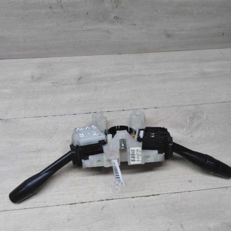 podrulevoi-perekliucatel-v-sbore-mitsubishi-lancer-9-art-57246-big-1