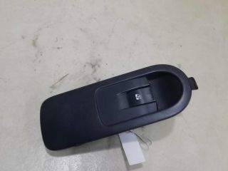 knopka-upravleniia-elektro-steklopodieemnikami-peredniaia-pravaia-renault-duster-i-art-58804