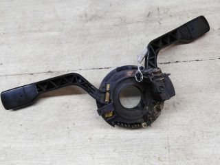 perekliucatel-podrulevoi-v-sbore-volkswagen-golf-2-art-58861