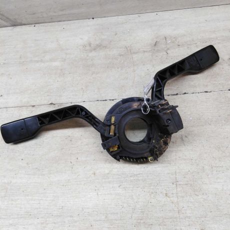 perekliucatel-podrulevoi-v-sbore-volkswagen-golf-2-art-58861-big-0