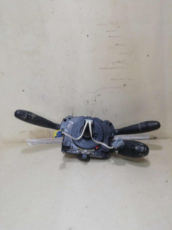 podrulevoi-perekliucatel-v-sbore-peugeot-408-art-59810-big-0