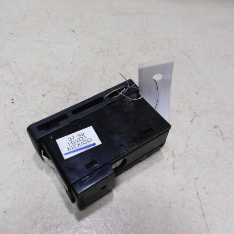 knopka-avariinoi-signalizacii-bmw-e46-kupe-do-rest-art-60188-big-2