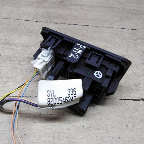 korrektor-sveta-renault-megane-2-art-60218-big-2