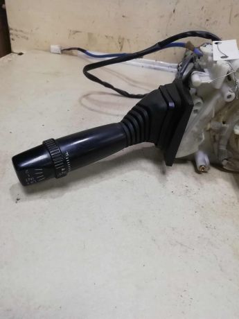 podrulevoi-perekliucatel-v-sbore-mazda-millenia-art-60572-big-6