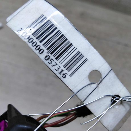 knopka-avariinoi-signalizacii-volkswagen-passat-b6-19tdi-mkpp-27-art-61059-big-1