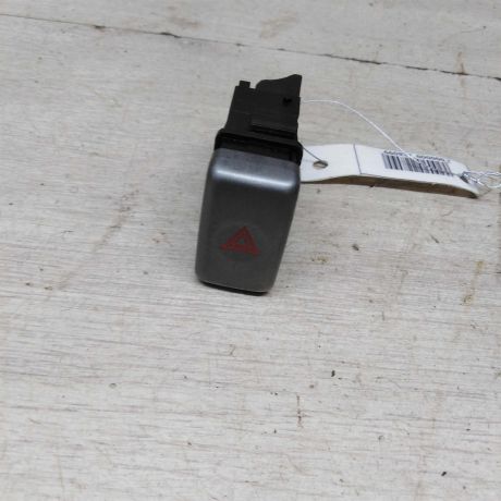 knopka-avariinoi-signalizacii-subaru-forester-ii-art-61812-big-0
