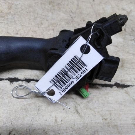 perekliucatel-dvornikov-podrulevoi-peugeot-407-art-63059-big-1