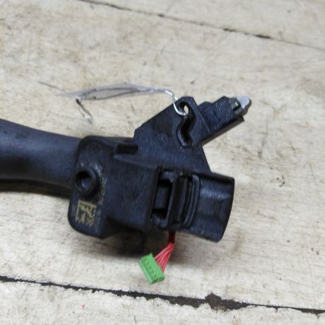 perekliucatel-dvornikov-podrulevoi-peugeot-407-art-63059-big-3