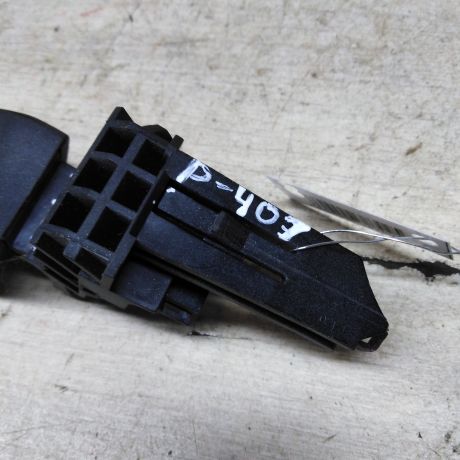 perekliucatel-podrulevoi-upravleniia-magnitoloi-peugeot-407-art-63060-big-4