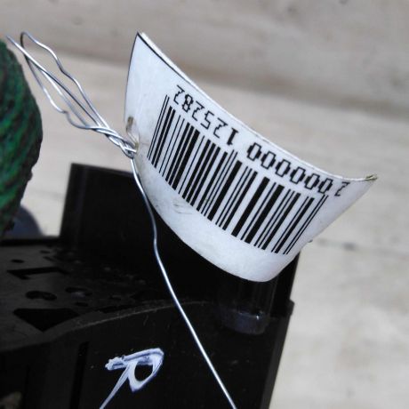 perekliucatel-povorotov-podrulevoi-renault-logan-art-64052-big-5