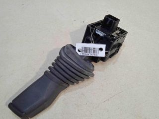 perekliucatel-stekloocistitelia-podrulevoi-opel-antara-i-art-64176