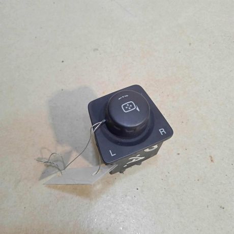 perekliucatel-regulirovki-zerkal-opel-antara-i-art-64317-big-0