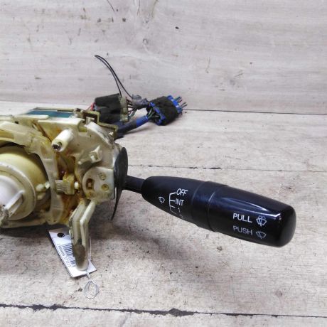 podrulevoi-perekliucatel-v-sbore-kia-spectra-art-64490-big-2