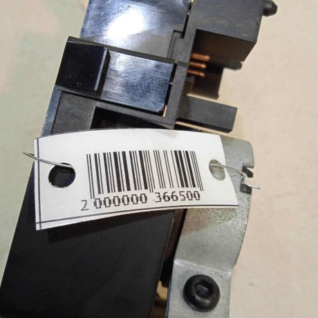 podrulevoi-perekliucatel-v-sbore-skoda-superb-art-64491-big-5