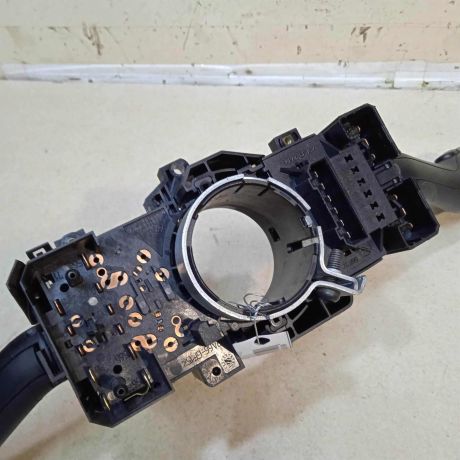 podrulevoi-perekliucatel-v-sbore-skoda-superb-art-64491-big-7