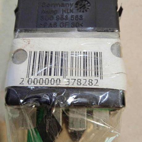 knopka-obogreva-sidenii-skoda-superb-art-64524-big-2