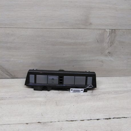 knopka-obogreva-stekla-ford-focus-2-art-65087-big-0