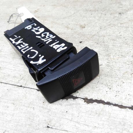 knopka-avariinoi-ostanovki-kia-spectra-art-65386-big-0