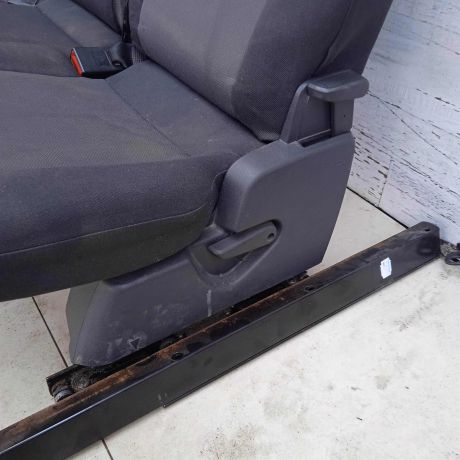 sidene-zadnee-opel-zafira-b-restailing-art-65791-big-3