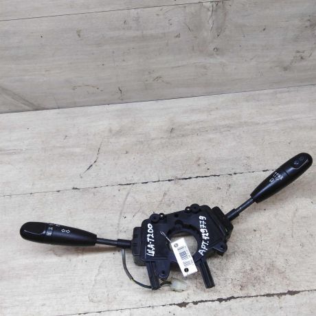 podrulevoi-perekliucatel-v-sbore-chevrolet-aveo-t200-xetcbek-art-66114-big-0