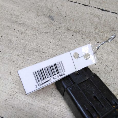 knopka-avariinoi-signalizacii-renault-logan-i-art-66343-big-1