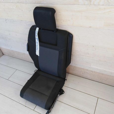 sidene-zadnee-pravoe-opel-zafira-b-tretii-riad-art-66639-big-6