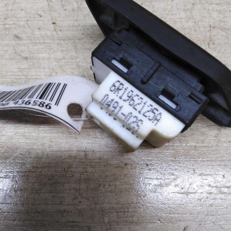 knopka-blokirovki-volkswagen-polo-v-sedan-art-71367-big-2
