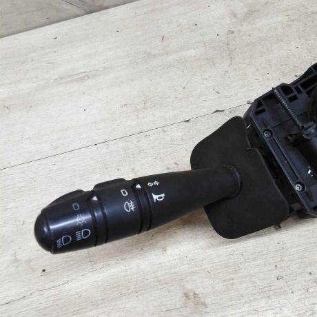 podrulevoi-perekliucatel-v-sbore-renault-logan-i-art-71454-big-2