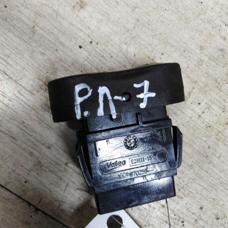 knopka-blokirovki-renault-logan-i-art-71550-big-2