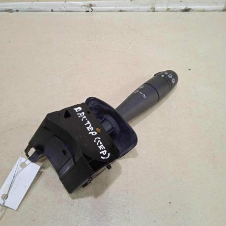 perekliucatel-dvornikov-renault-duster-art-73583-big-0