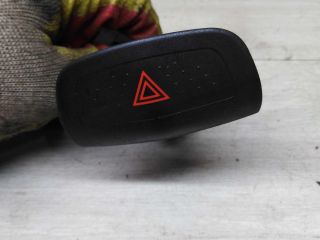 knopka-avariinoi-ostanovki-nissan-primera-p12-art-73725