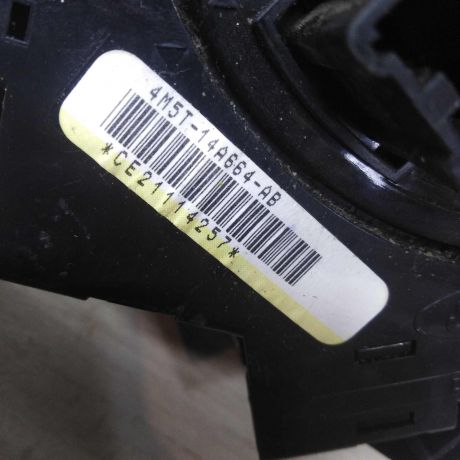 podrulevoi-perekliucatel-v-sbore-ford-focus-2-rest-art-73775-big-6