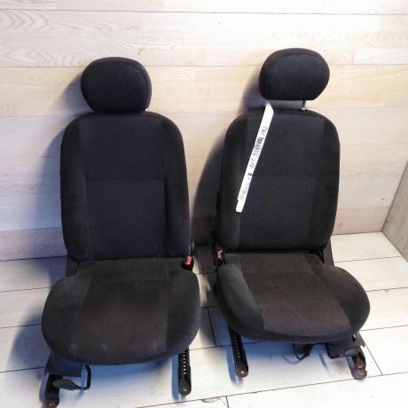 sidene-perednee-ford-focus-1-bu-art-75624-big-0