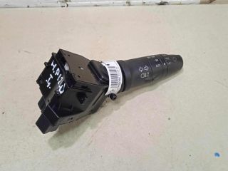 perekliucatel-dvornikov-nissan-primera-p12-art-75935