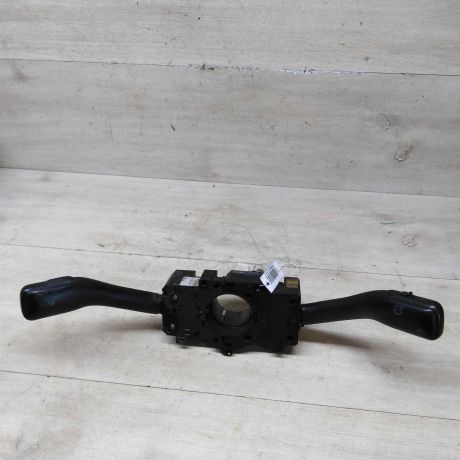 perekliucatel-podrulevoi-skoda-octavia-tour-art-76273-big-0