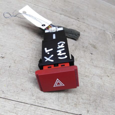 knopka-avariinoi-signalizacii-hyundai-getz-art-76321-big-0